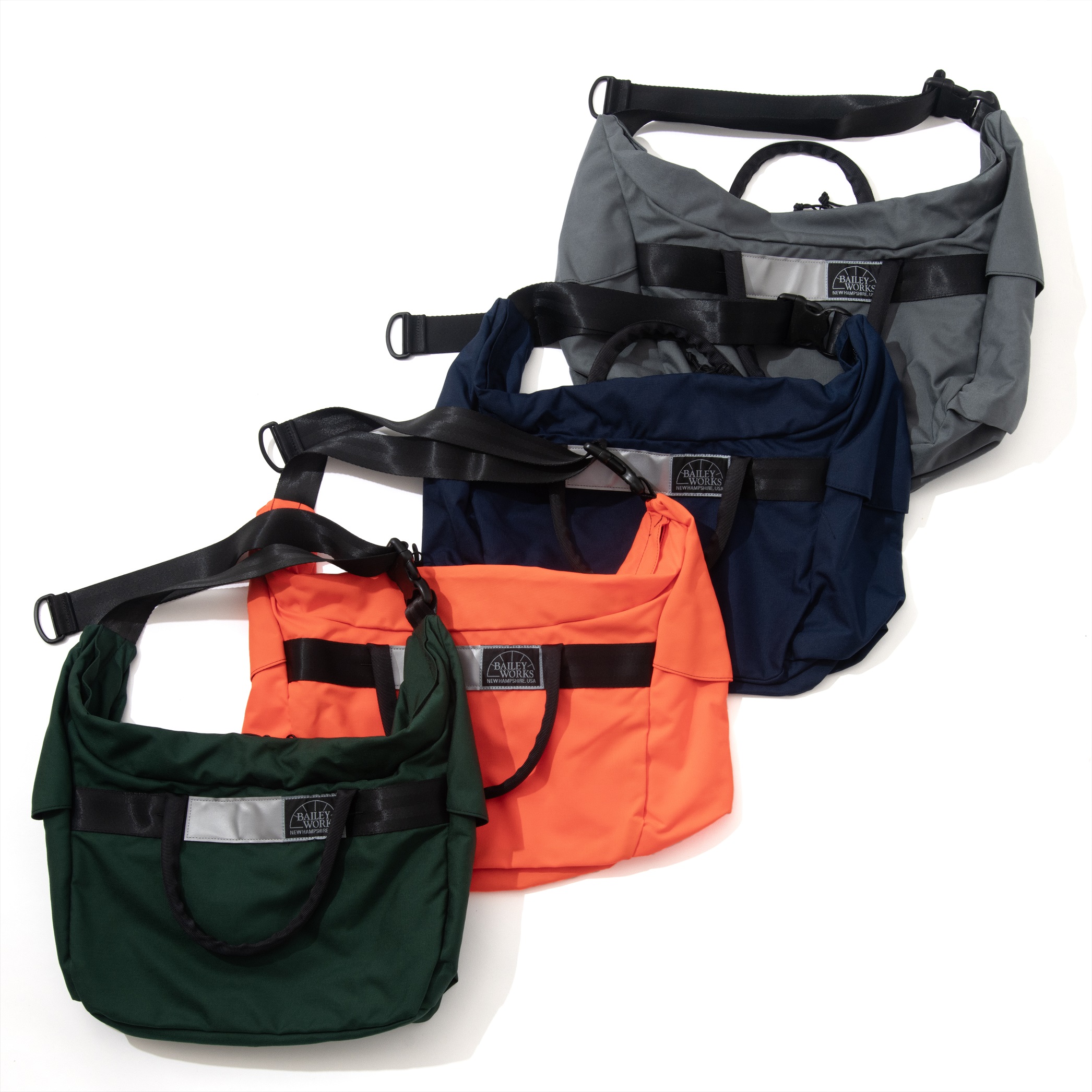 ベイリーワークスのメッセンジャーバッグはプロも御用達。ファスナー