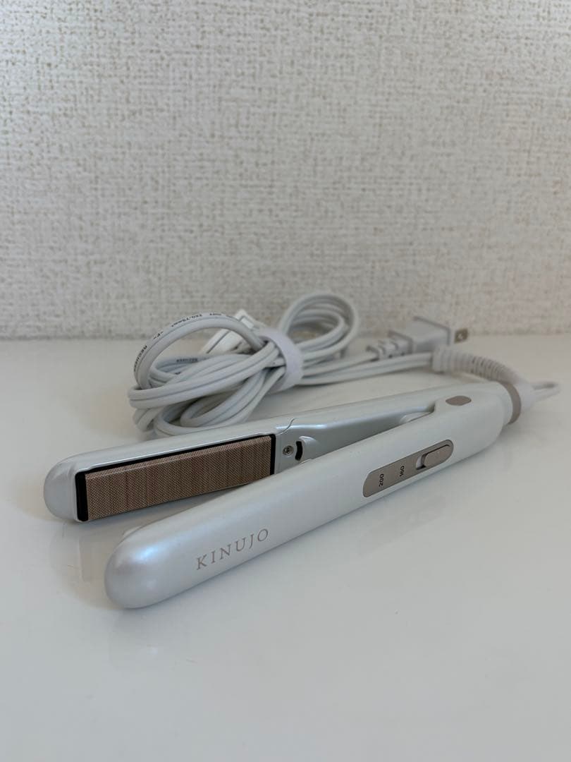 KINUJO 絹女 ミニ ストレートヘアアイロン KINUJO（絹女） ヘアアイロン ミニ ストレートアイロン コテ